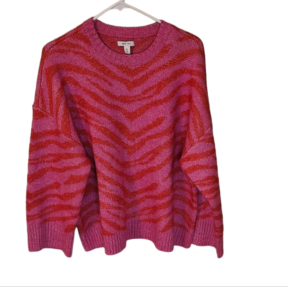 Nine West pink and red pullover sweater. Size XXL.